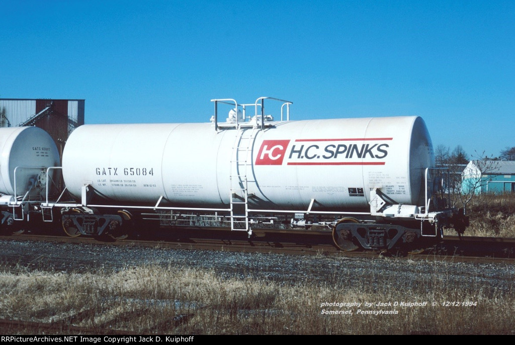 GATX 65084, HC Spinks, tanker, Somerset, Pennsylvania. December 12, 1994